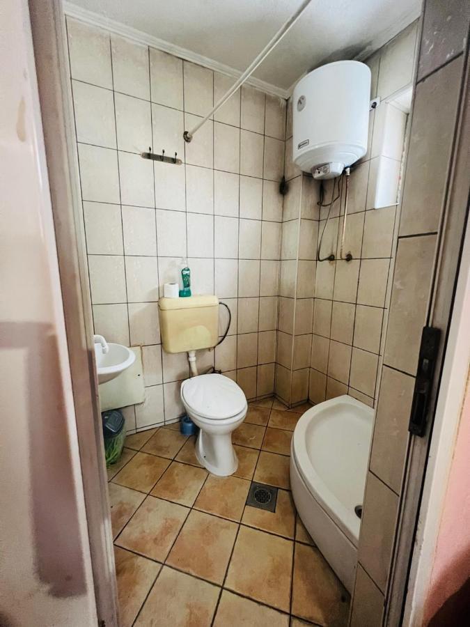 Guest House Velania Приштина Экстерьер фото